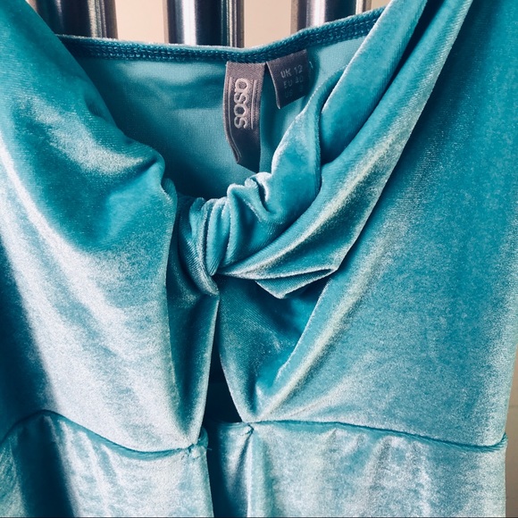 SOLD $$ SOLD $$ Blue sleeveless velour dress flare hem. SIZE: Small - Picture 8 of 9